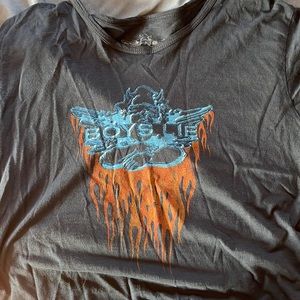 Boys lie tee SIZE MEDIUM